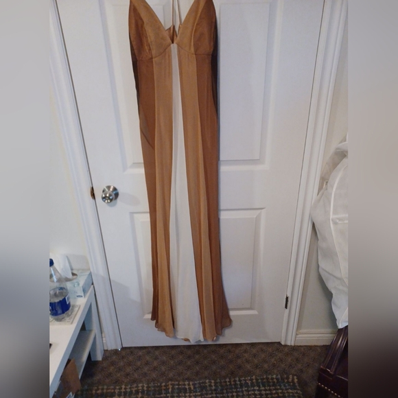 100 % Silk Colour Block Spaghetti strap backless dress - Picture 6 of 6